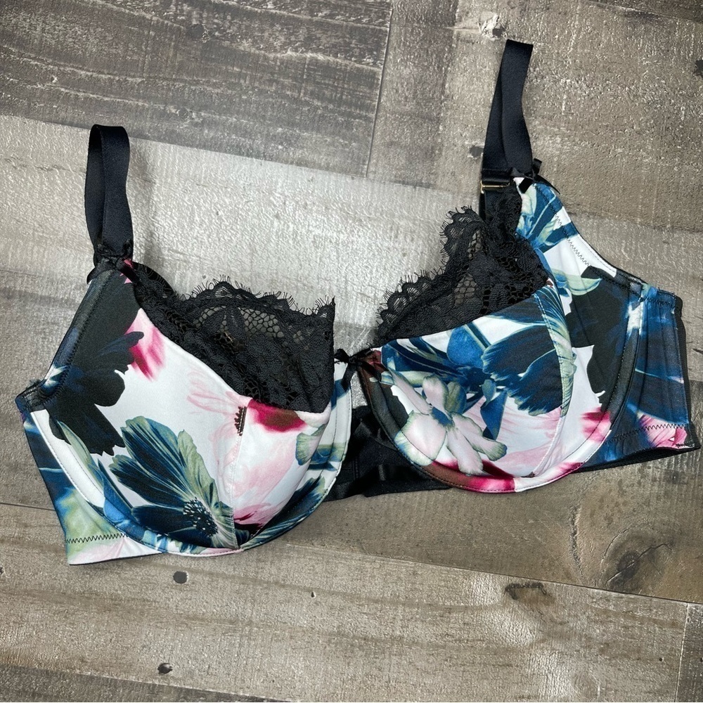 Cacique Floral Lace Underwire Bra - Black & Multi